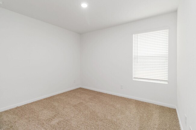 Building Photo - 2 Weeks Free! Brand New 4BR Home | Primary Suite Downstairs & Private Yard