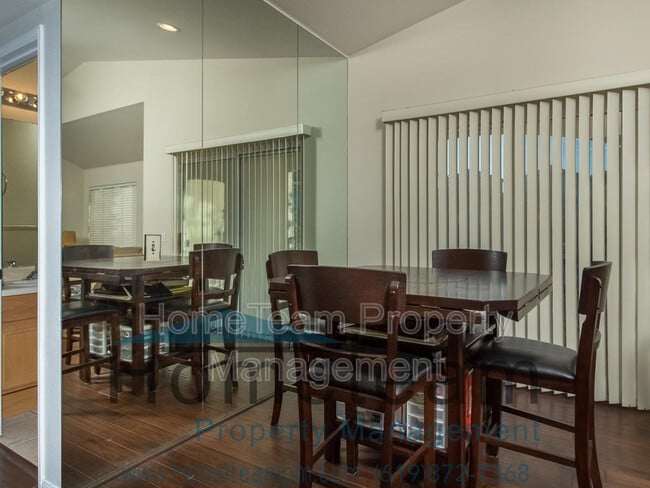 Building Photo - 1246 Balboa Cir