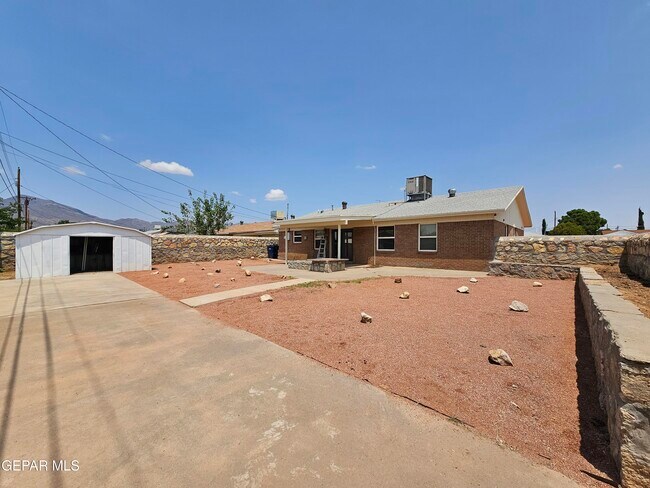 Building Photo - 5644 Prince Edward Ave