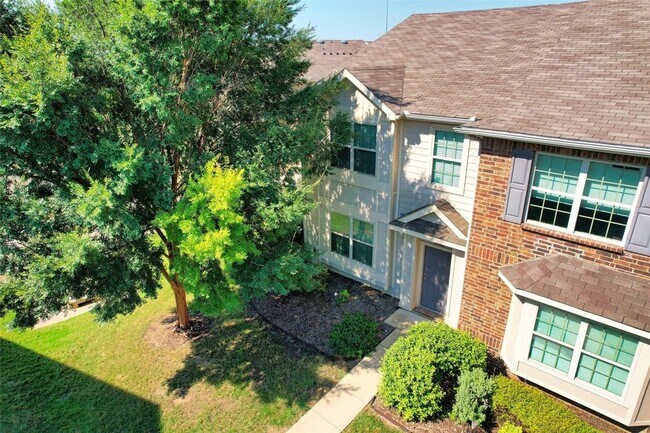 Building Photo - 6900 Carrington Ln