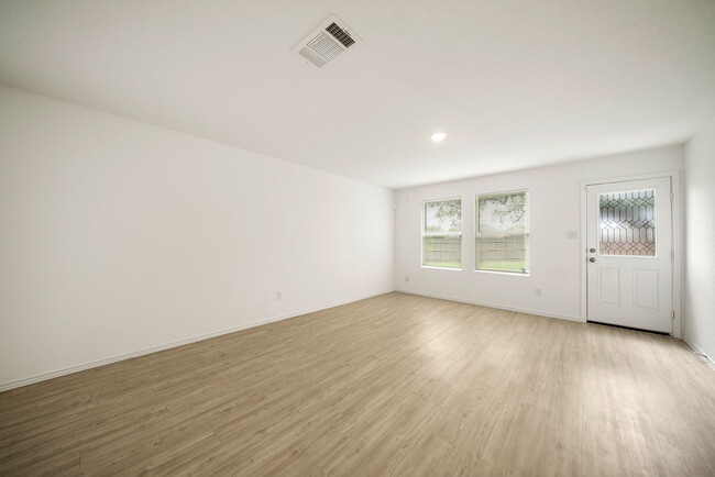 Building Photo - 14636 Cregg Ml Dr