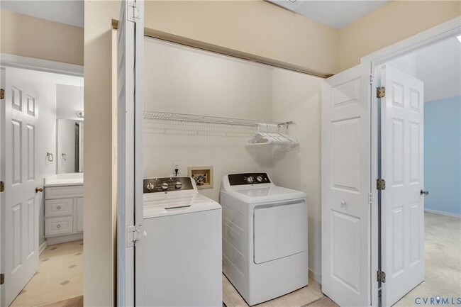 Building Photo - 10016 Bellona Ct
