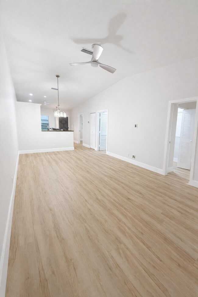 Building Photo - 18765 Candlewick Dr