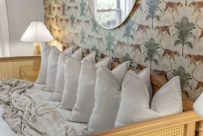 Building Photo - 530 Hanford St