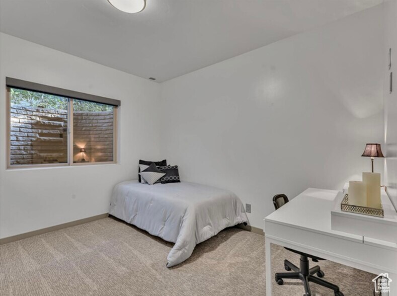 Bedroom 2 - 14902 S Saddle Leaf Ct