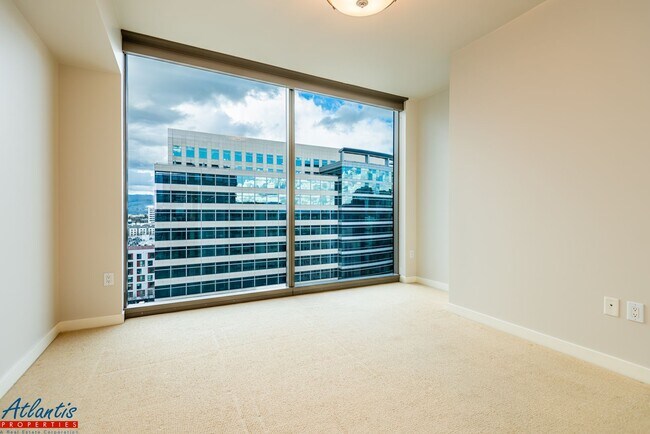 Building Photo - Axis Condominiums | Downtown Living | Full Service Building
