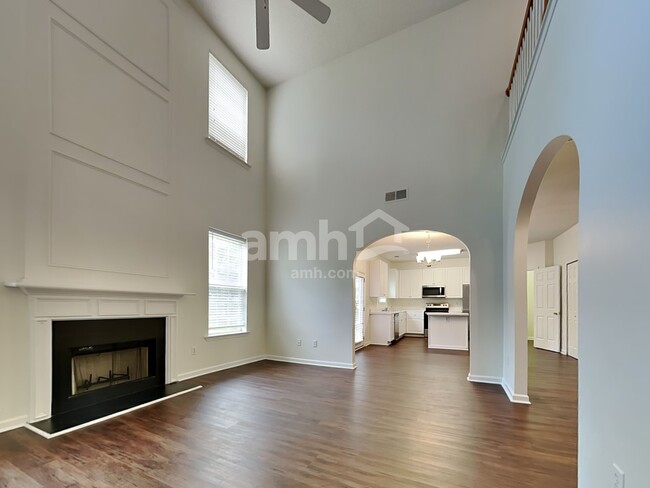 Building Photo - 101 Birkhall Cir