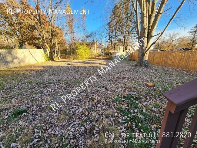 Building Photo - Spacious home in Lake Darby