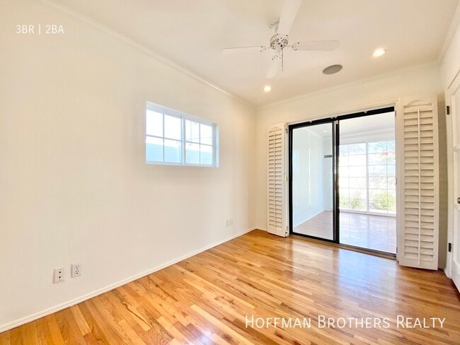 Building Photo - 4162 Alla Rd
