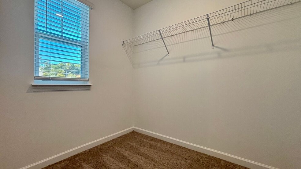 Building Photo - 333 Emma Victoria Wy