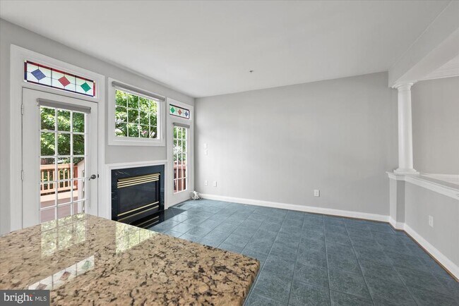 Building Photo - 1308 Wild Oak Terrace