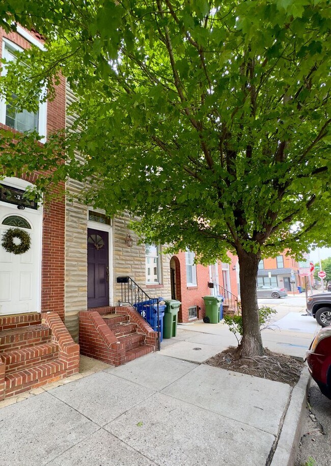 Building Photo - 5 E Randall St