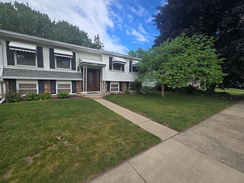 Building Photo - 9187 Sheldon Rd