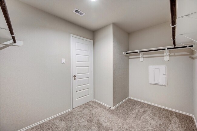 Building Photo - 1710 Goose Island Ln
