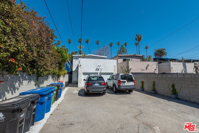 Building Photo - 2603 Abbot Kinney Blvd