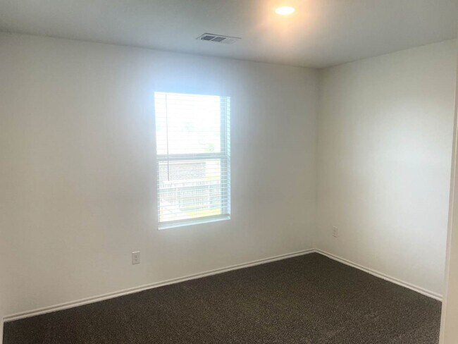 Building Photo - 22327 San Damiano St