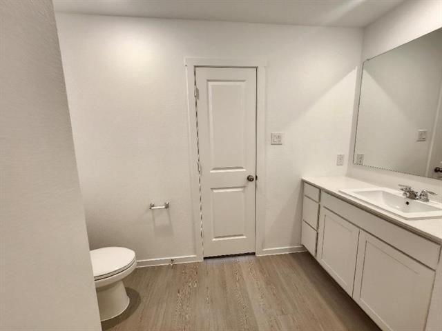 Building Photo - 309 Woodbridge Ln