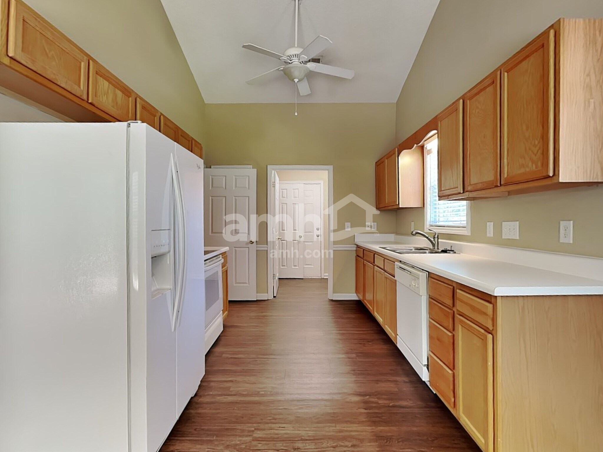 Building Photo - 213 Fiddlers Knoll Ct