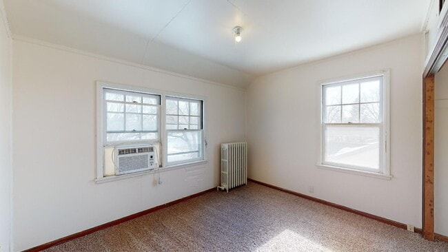 Building Photo - Private Yard