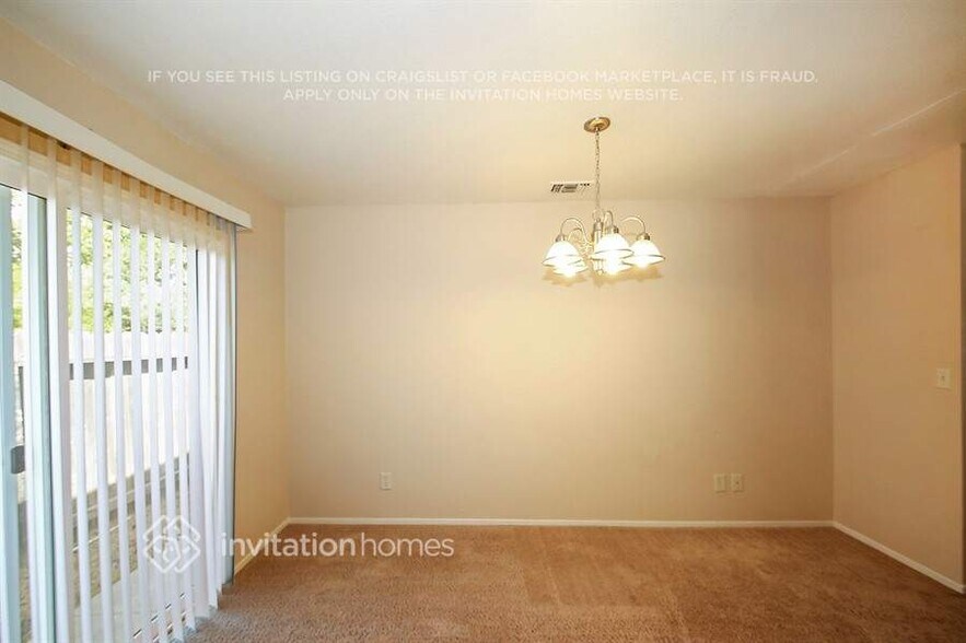 Building Photo - 3725 17th Ave