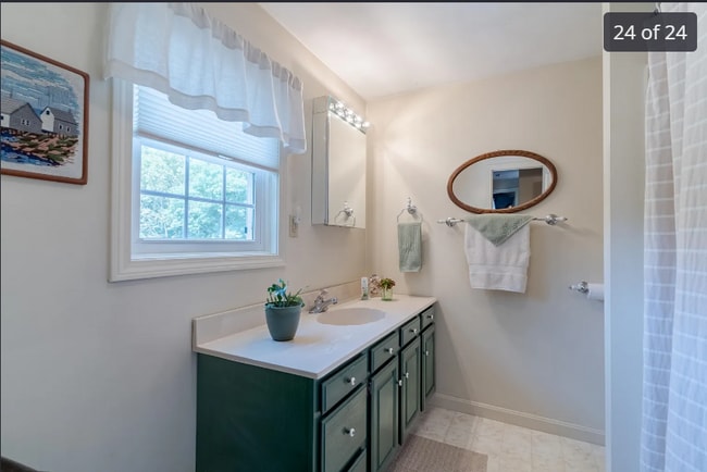 Building Photo - 326 Portsmouth Ave