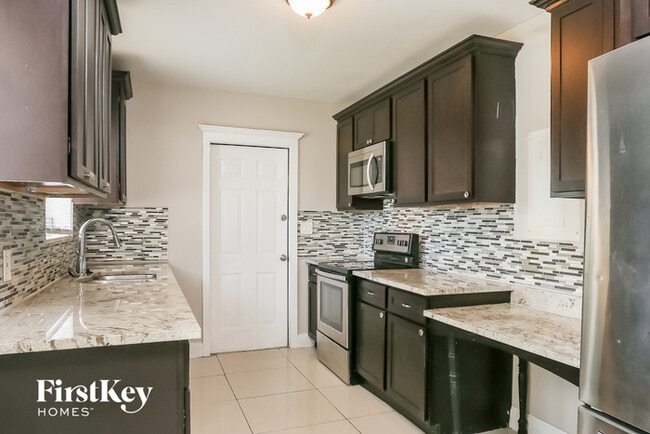 Building Photo - 3460 NW 1st St