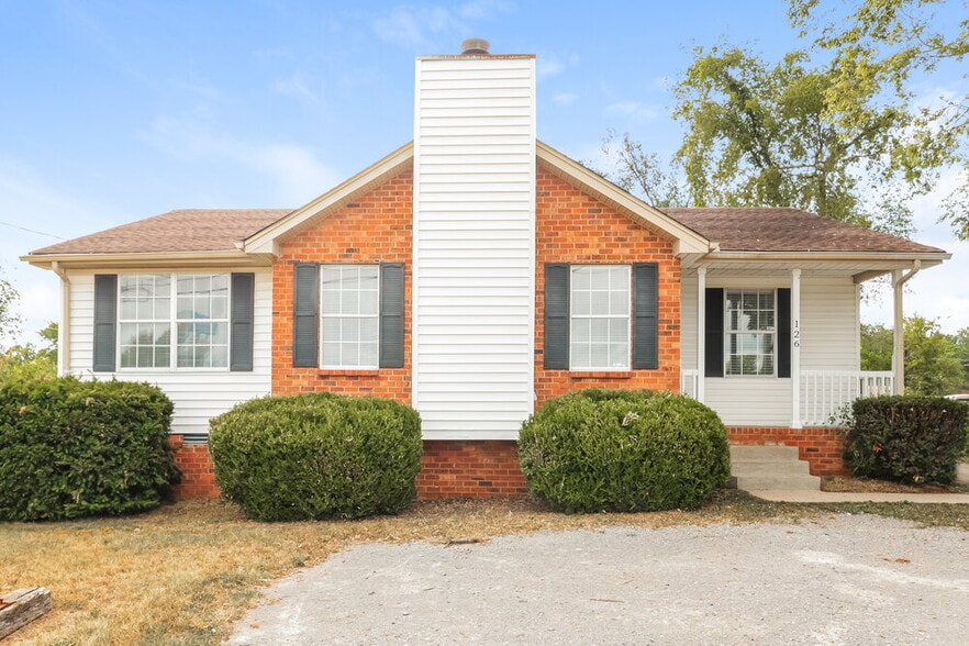 Primary Photo - 126 Fergus Rd