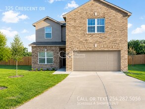 Building Photo - 325 Crescent Dr