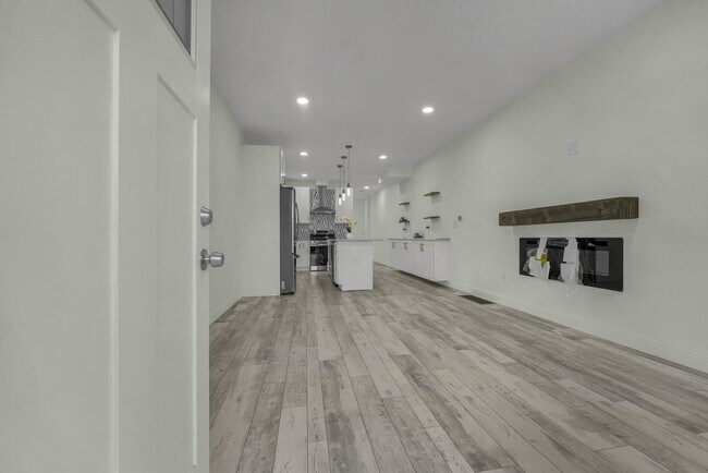 Building Photo - 1027-1029 Madison Ave