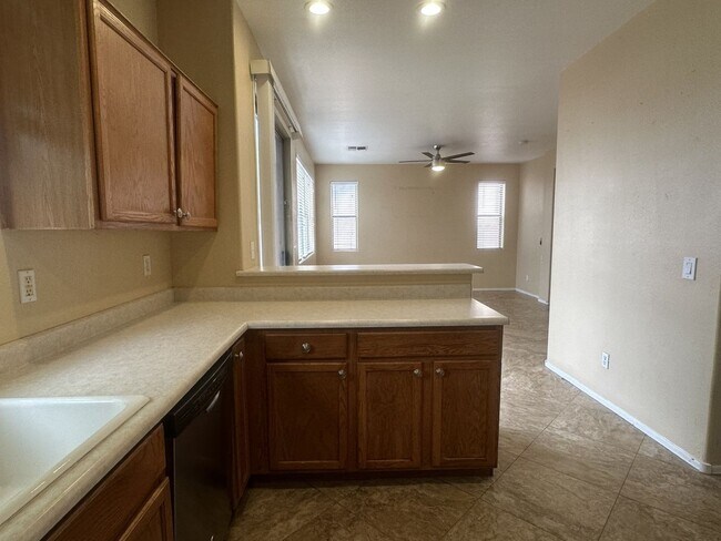 Building Photo - FOR LEASE – 3 BEDROOM, 2.5 BATH TWO STORY HOME WITH COMMUNITY POOL