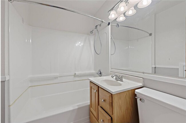 Building Photo - 4143 - Columbia Heights