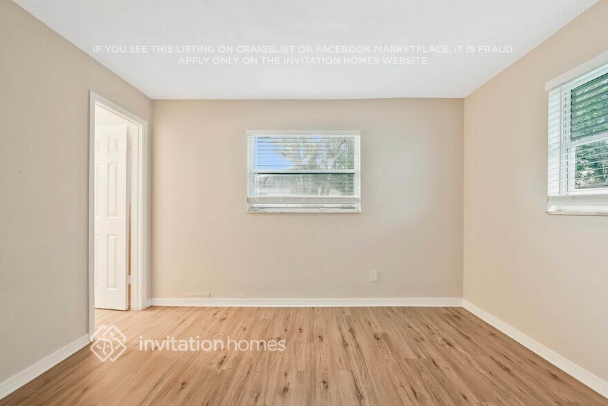 Building Photo - 2748 Ravenall Ave