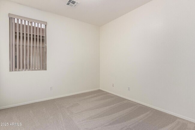 Building Photo - 12526 W Bird Ln