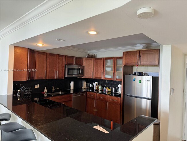 Building Photo - 2801 NE 183rd St