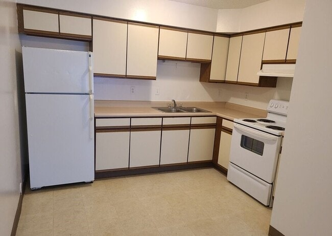 Building Photo - 206 Harrison Ct