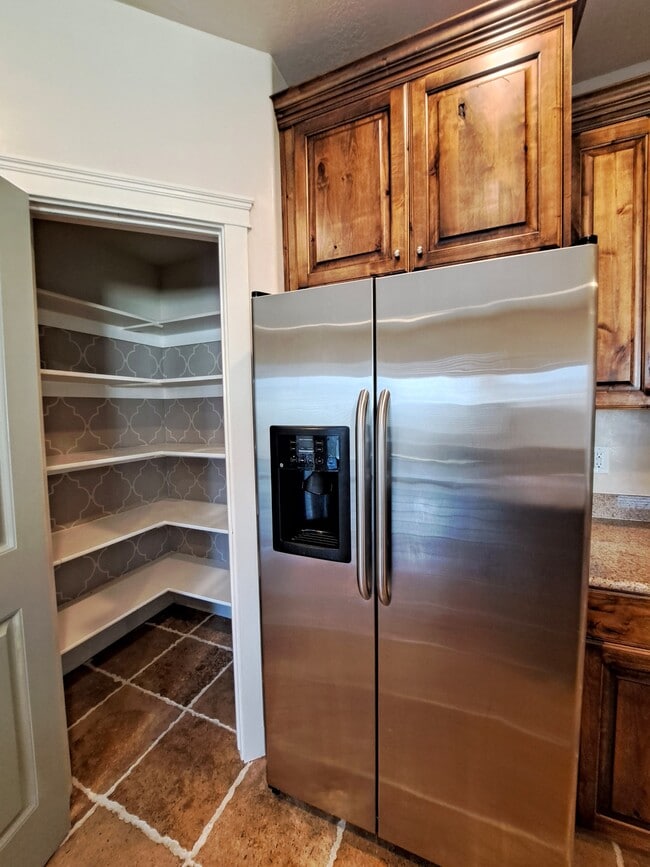 Building Photo - 1238 Baycrest Dr