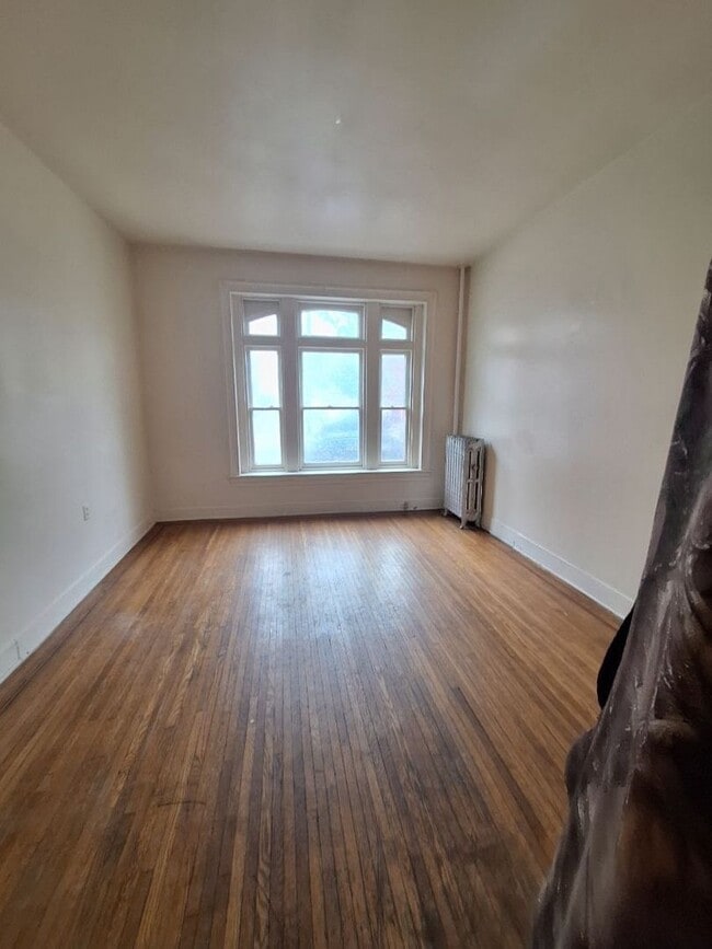 Building Photo - Fantastic 3 bedroom house in York