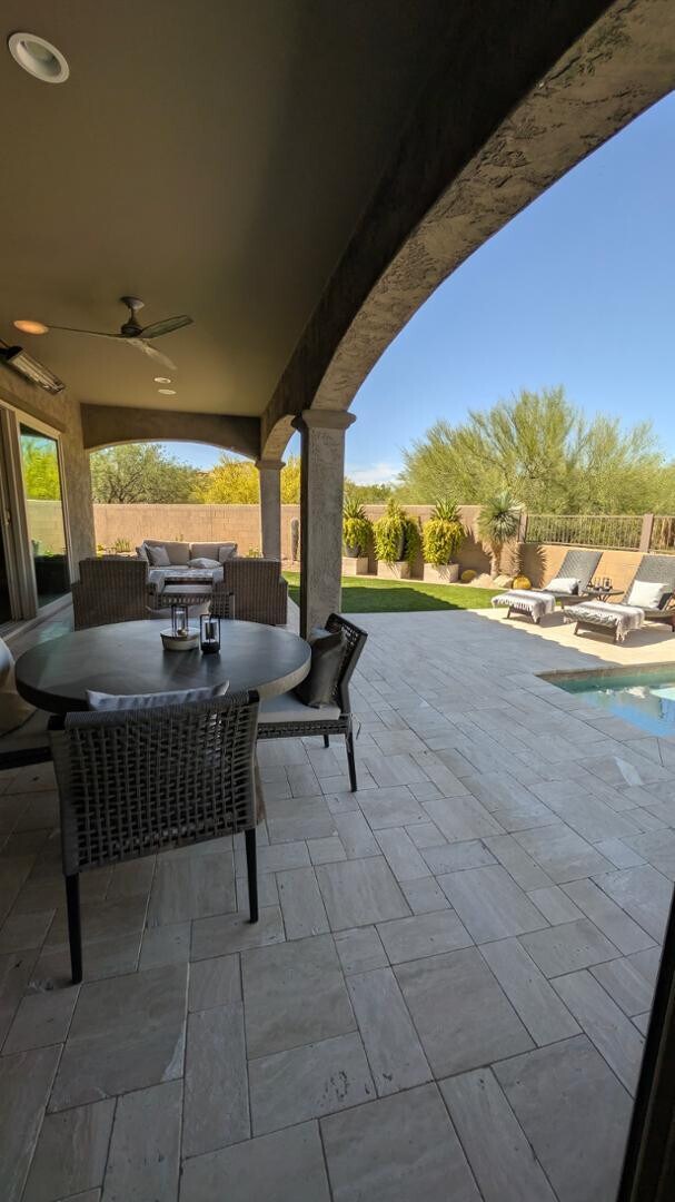 Building Photo - 11004 E Ajave Dr