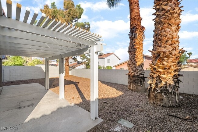 Building Photo - 603 Carleton Dr