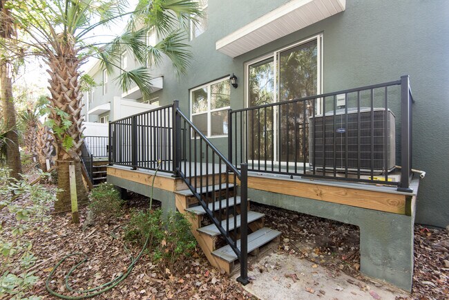 Building Photo - 35 Vista Oaks Ln