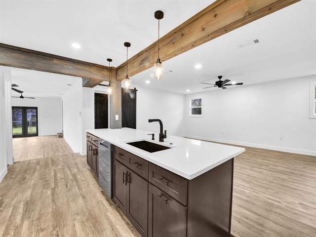 Building Photo - 9101 Oels St