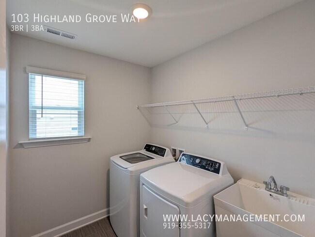 Building Photo - 103 Highland Grv Wy