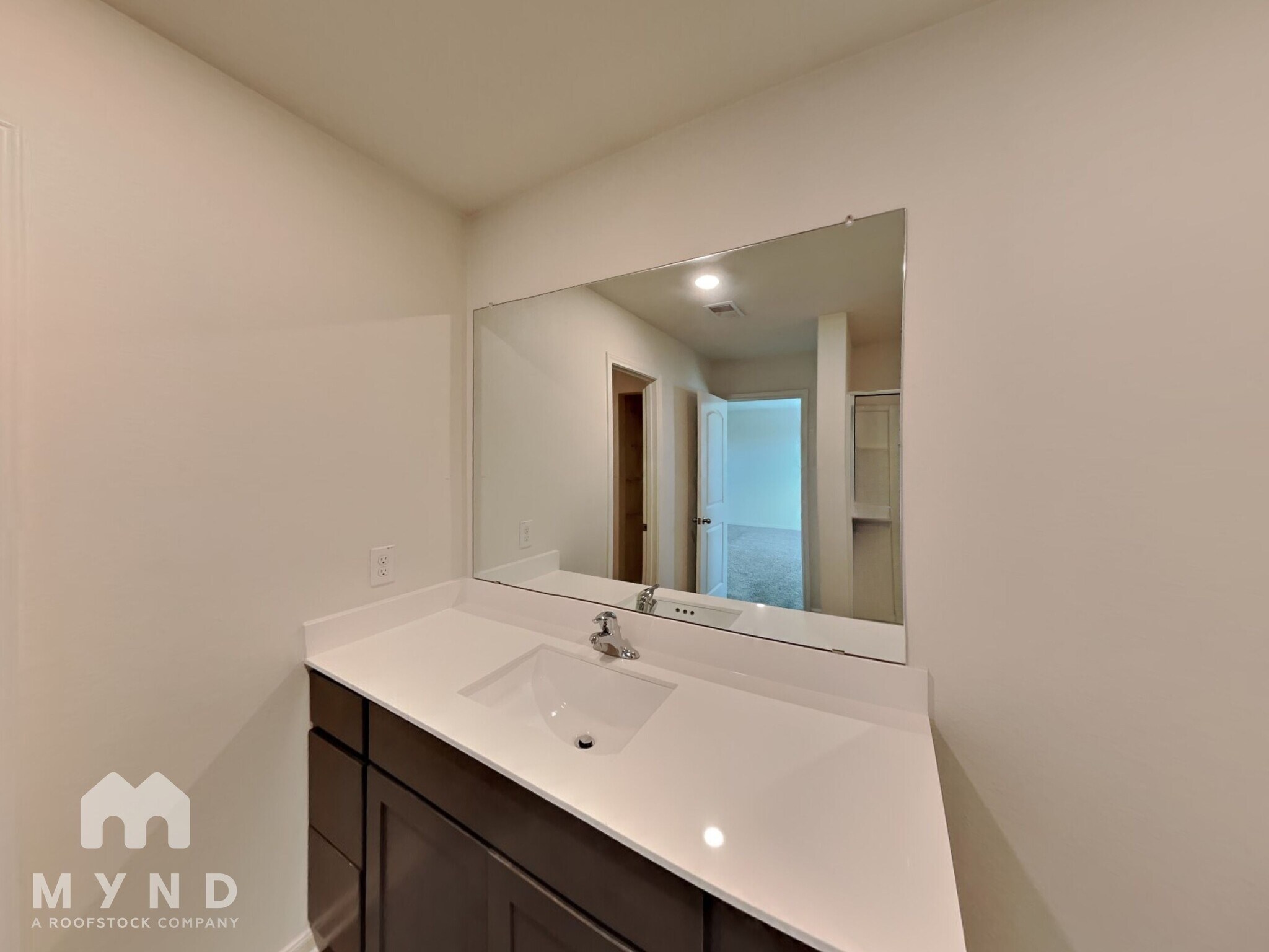 Building Photo - 732 Keeneland Dr