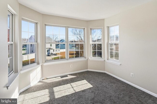 Building Photo - 217 Spruce Trail