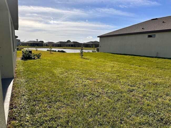 Building Photo - 6404 Topaz Dr