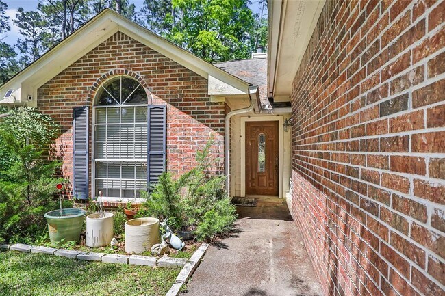 Building Photo - 70 Fern View Ct