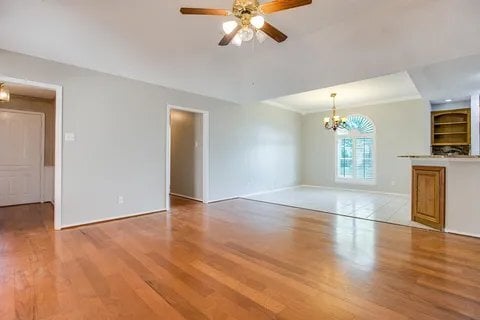 Building Photo - 4553 Southern Oak Ln