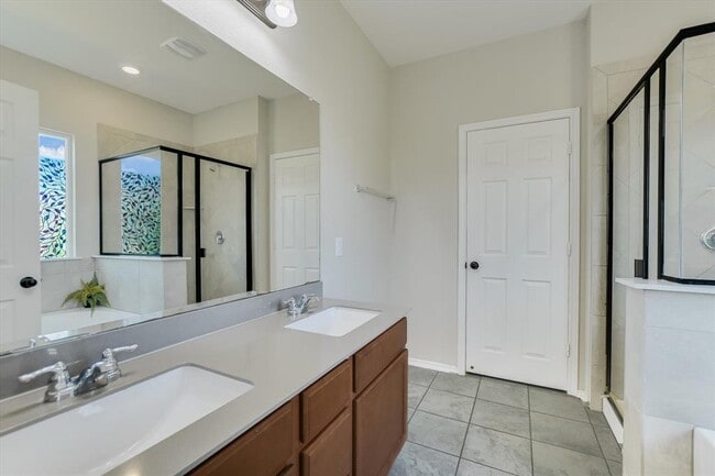 Building Photo - 7932 Gato Ln