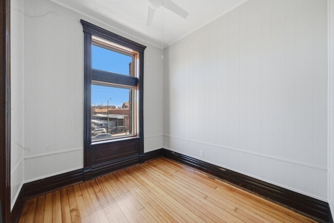 Building Photo - 1838 S Ashland Ave