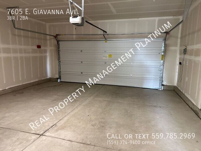Building Photo - 7605 E Giavanna Ave